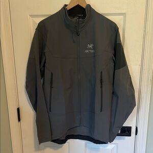 Arc'teryx Men's Gray Softshell Jacket